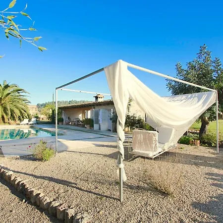 Can Pontico Villa *